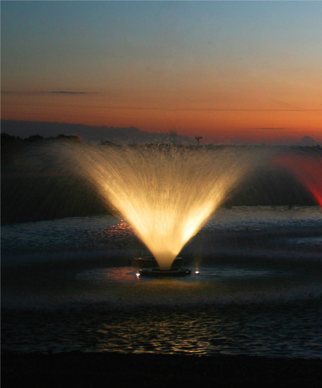 Anjon Manufacturing Monsoon Floating Fountains with 5 Interchangeable Nozzles