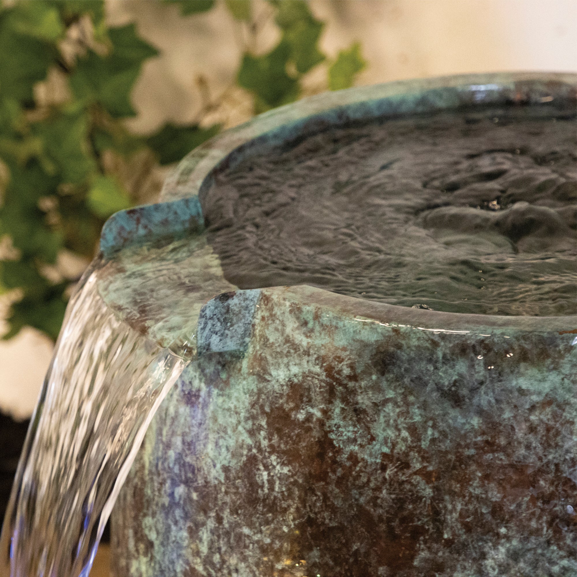 Atlantic Aura Vase installed beauty shot